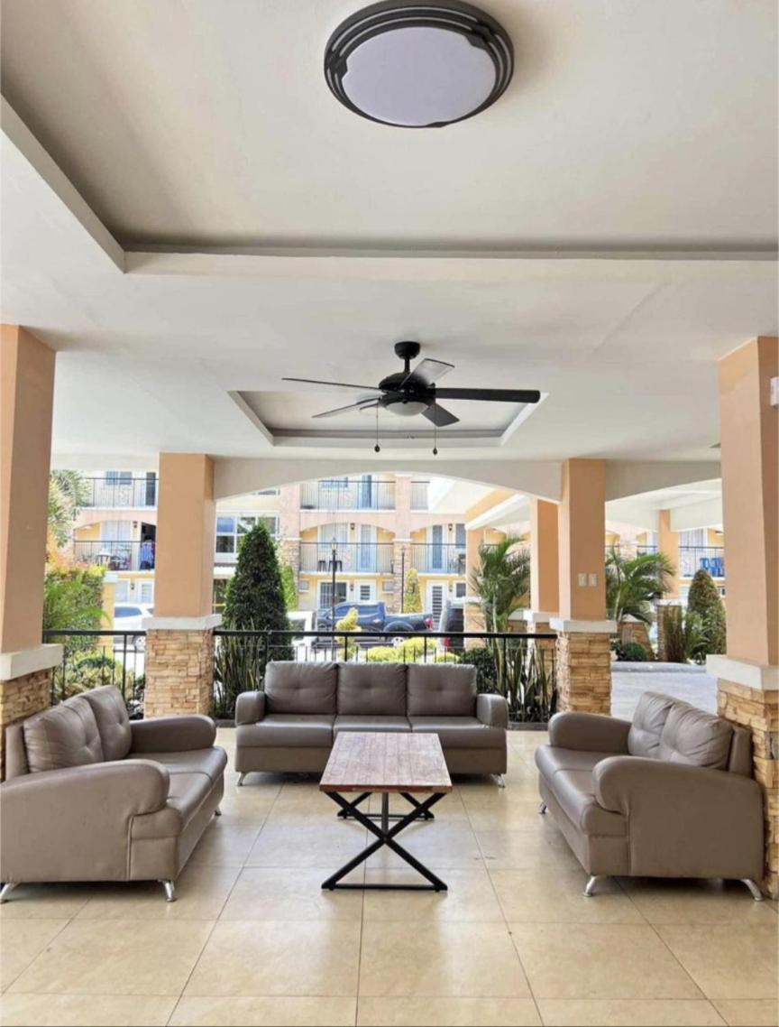 Reicondotel Arezzo Davao 达沃 外观 照片